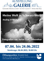 2022-04-13_06-24_StefanGlaﬂ_schwarzweiﬂ_Fotografie_A4-2.jpg