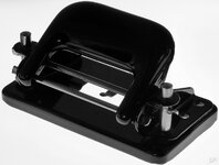 _1230643-Locher 2.jpg