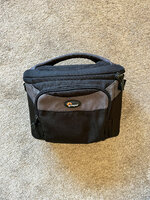 Lowepro Mini 1d-pixx.jpg