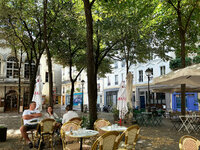 kleiner Platz im Montmartre.jpg