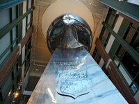 P1004738-Lambeau Field - Lombardi Trophy Replik.jpg