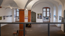 2025-12-19 40567 FTC Ausstellung Säulenhalle.jpg