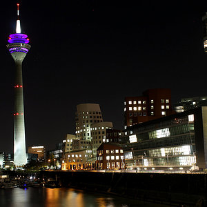 Medienhafen Düsseldorf.jpg