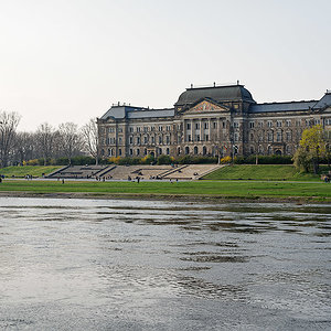 Dresden 2021 - 04 - Königsufer