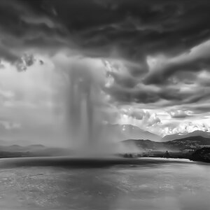 Gewitter über der Luganersee