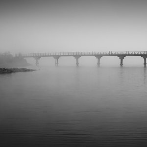 Brücke im Nebel.jpg