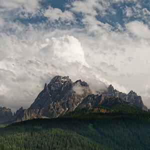 Wolkenberge über den Sextener Dolomiten