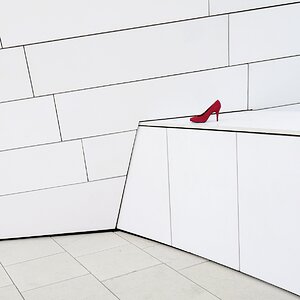Der rote Schuh (II)
