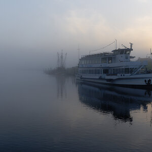 Stille am Hafen