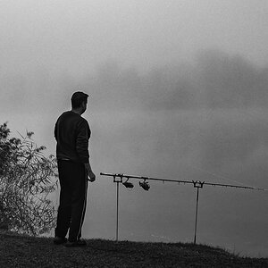 Angler im Nebel 2.jpg