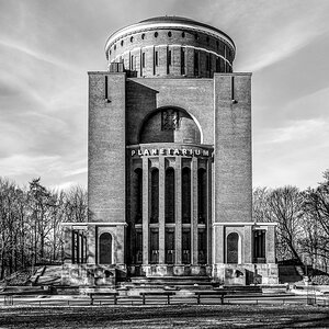 Planetarium-Hamburg.jpg