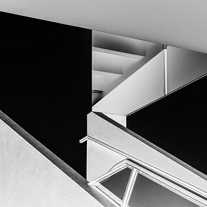 Treppenhaus in weiß&schwarz Update