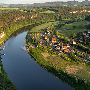 Die Elbe kriegt die Kurve