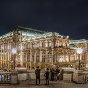 Oper von hinten