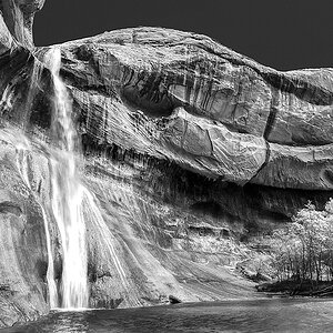 Lower Calf Creek Falls