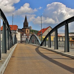 Über die Brücke