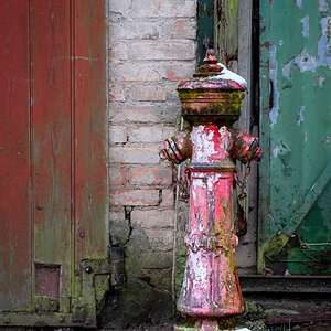 Alter Hydrant