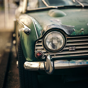 TRIUMPH TR 4