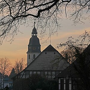 Die Kirche im Dorf