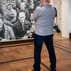 Smartphone besser als Canon 🤔- Ausstellung Robert Lebeck in den Opelvillen