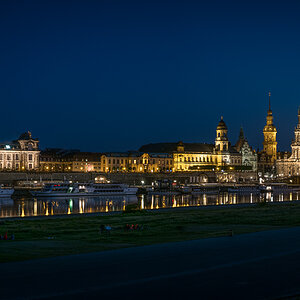 Blaue Stunde - Skyline Dresden