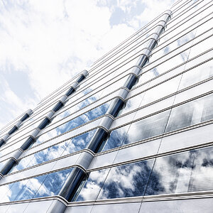 Fensterfront mit Falten