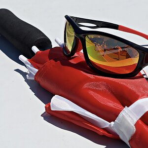 ...  "Anti - Sonnenaccessoires"