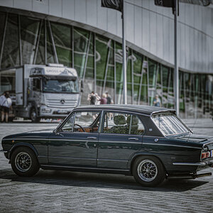 TRIUMPH DOLOMITE