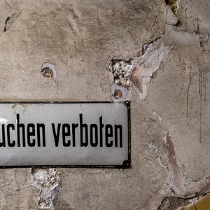 Rauchen verboten !!