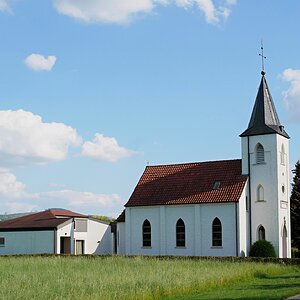 Ganz kleine Dorfkirche