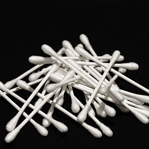 Ohrenstäbchen-Mikado