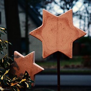 Sterne  -  vor der Haustür