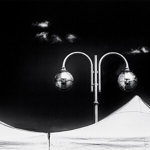 Medium 'Beleuchtung' in der Kategorie 'Schwarz/Weiß'