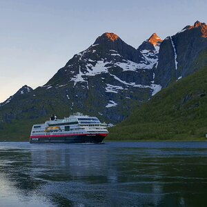 Sommernacht im Raftsund II
