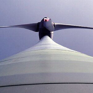 106 Meter über mir...