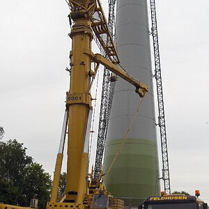 108 Meter_19 - jetzt geht es aufwärts, bis ca. 80-85 Meter, dann kommt noch ein Stück Stahlrohr obendrauf...