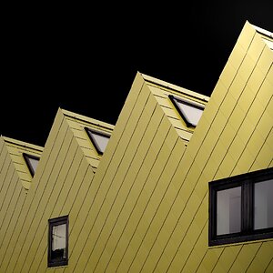 Mit Spitzen und Kanten