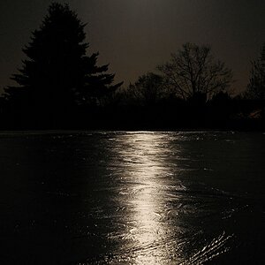 Spiegelungen + Reflexionen 01 - Vollmondlicht auf Eisstrukturen 01© Allmiene GP,G80 - P1180364.jpg