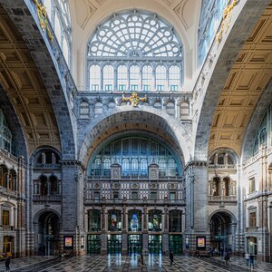 Halle Bahnhof Antwerpen