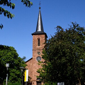 Katholische Dorfkirche Christophorus Wattenheim