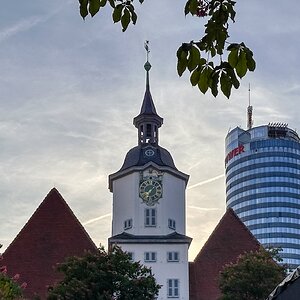 Klein gegen Groß