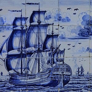 Blaues Segelschiff