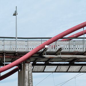 2026_05_Brücken_die rote Linie
