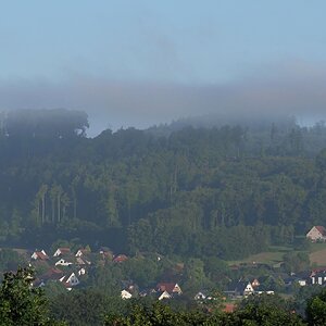 Aufsteigender Morgennebel