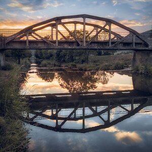 alte Brücke im Juli