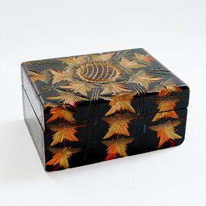 kleine Holzkassette