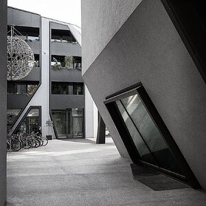 Leicht aus dem Lot