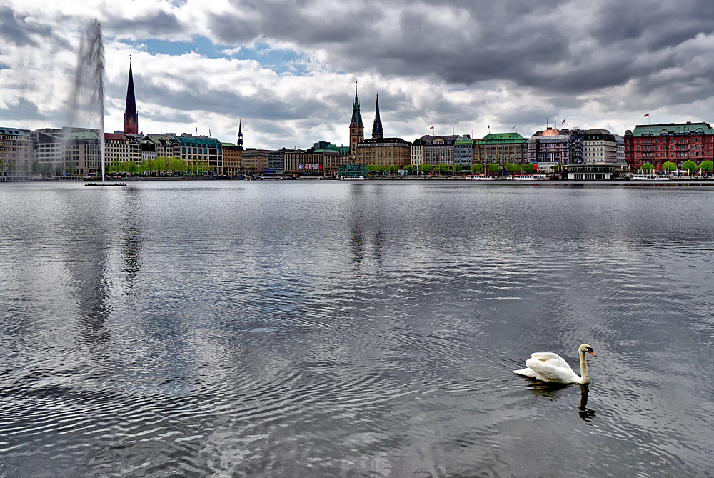 26_04_Hamburg_Binnenalster_05.jpg