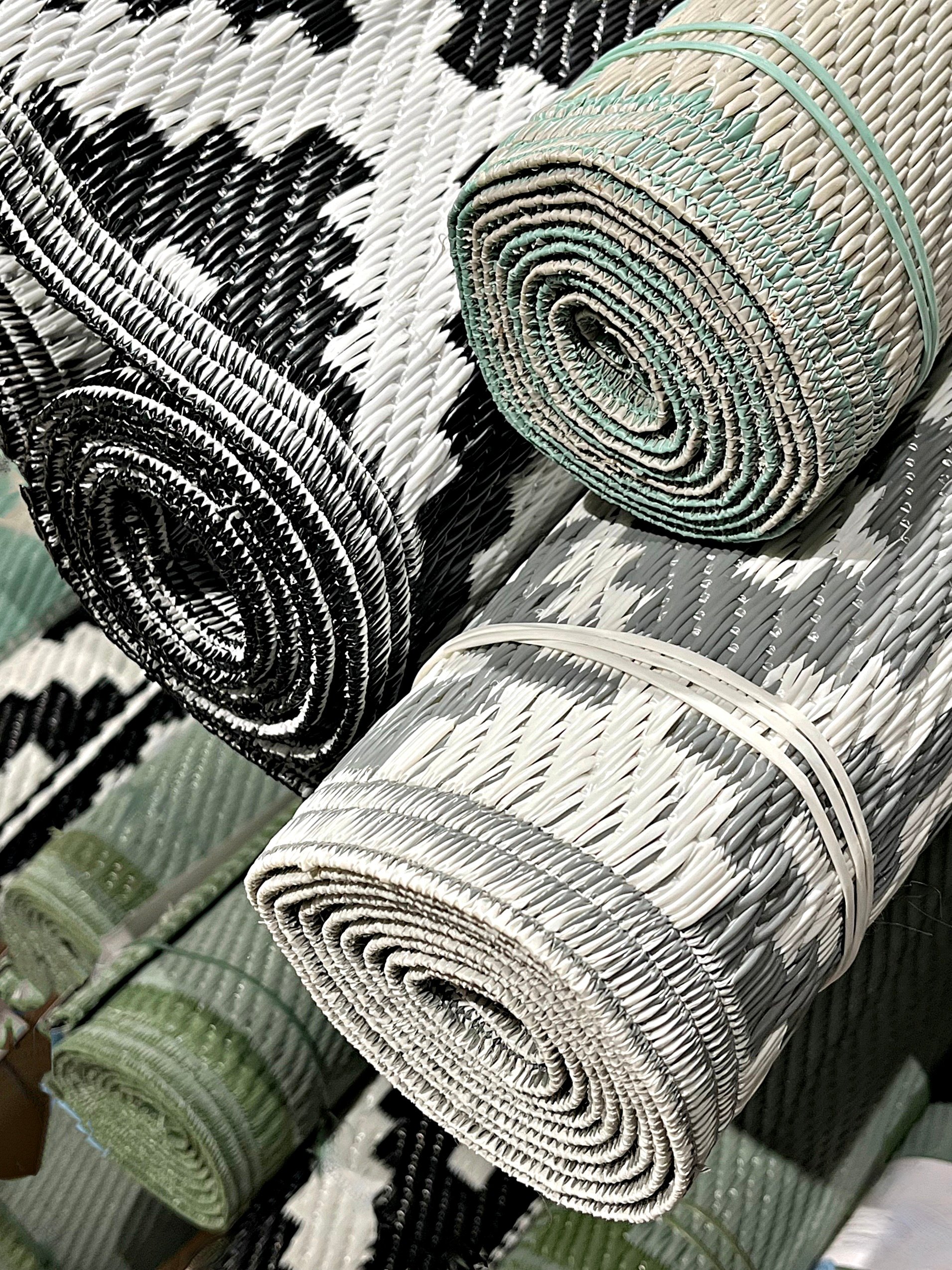 ... #6 Trio ... Bodendecker