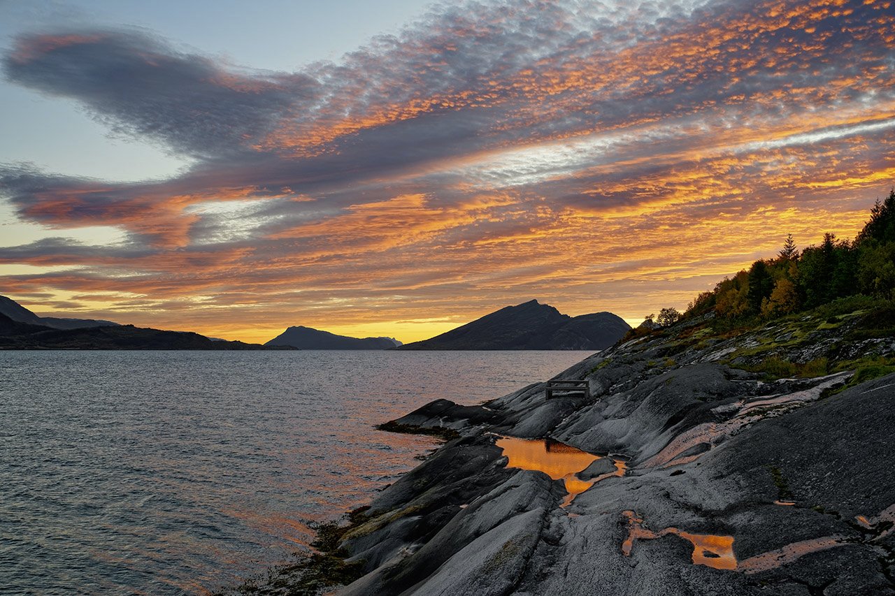 Abendlicht am Fjord